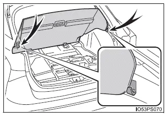 Toyota Prius - Utilización de los espacios de almacenamiento