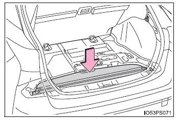 Toyota Prius - Utilización de los espacios de almacenamiento