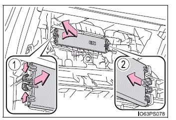 Toyota Prius - Filtro del aire acondicionado